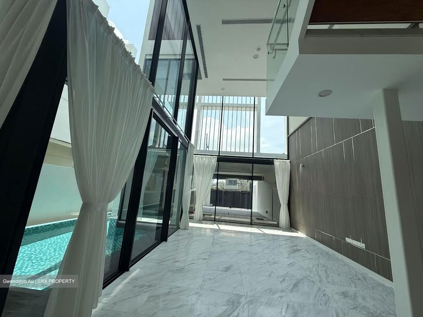 Bedok Avenue (D16), Semi-Detached #552511291